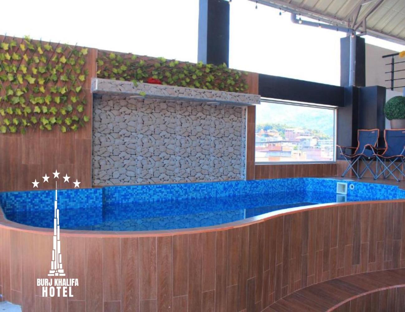 Hotel Burj Khalifa Quillabamba エクステリア 写真