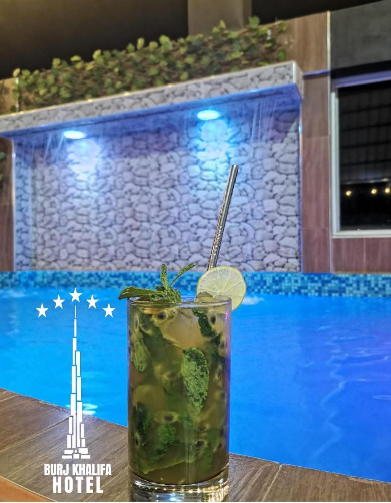 Hotel Burj Khalifa Quillabamba エクステリア 写真